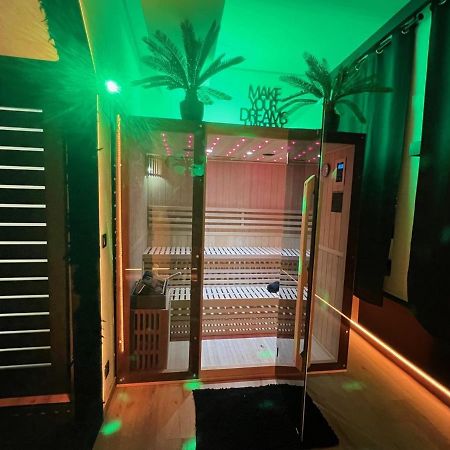 Aux Secrets De Lora, Chambre De Charme Vip Verviers Exterior photo