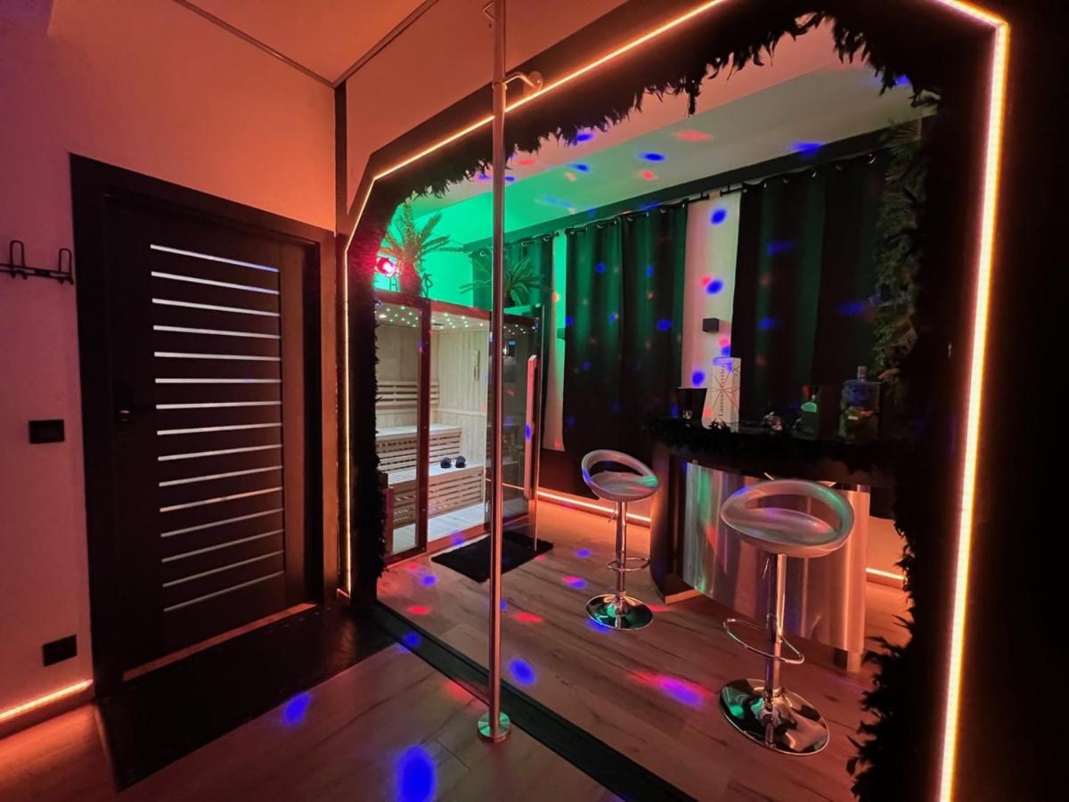 Aux Secrets De Lora, Chambre De Charme Vip Verviers Exterior photo