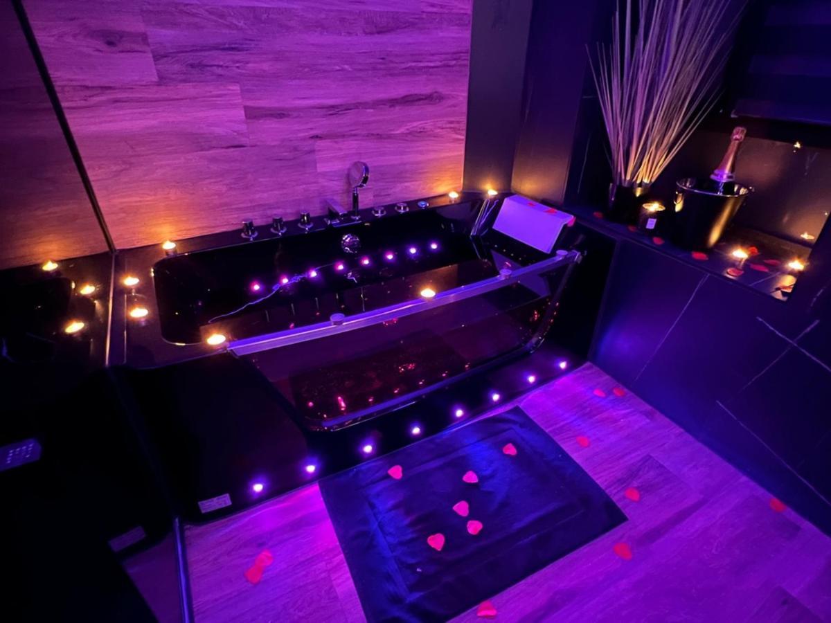 Aux Secrets De Lora, Chambre De Charme Vip Verviers Exterior photo