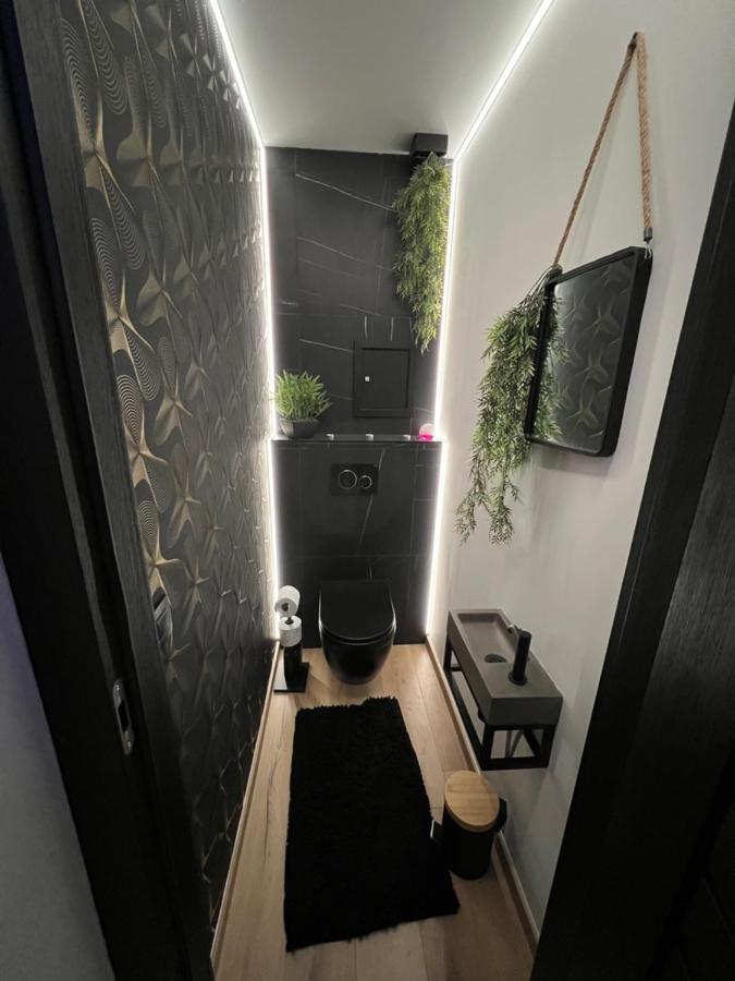 Aux Secrets De Lora, Chambre De Charme Vip Verviers Exterior photo